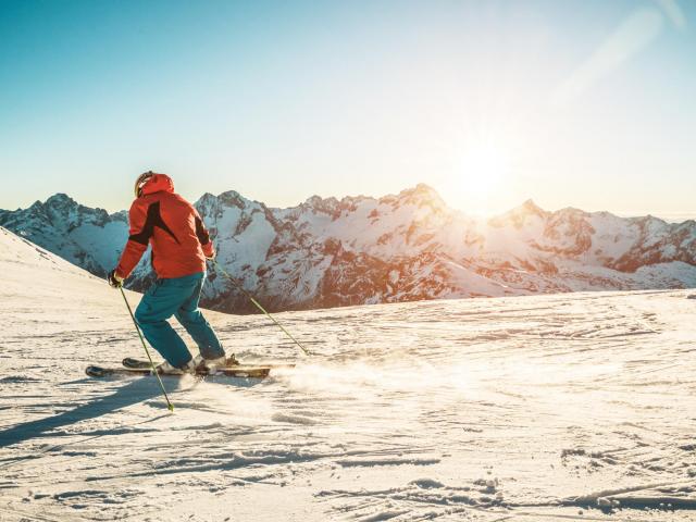 Skifahrer auf der Piste in Livigno